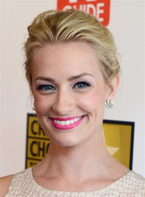 beth behrs net worth|beth behrs figure.